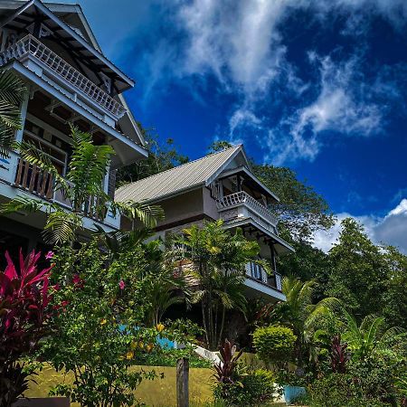 Mouggae Blues Villas Beau Vallon  Exteriör bild