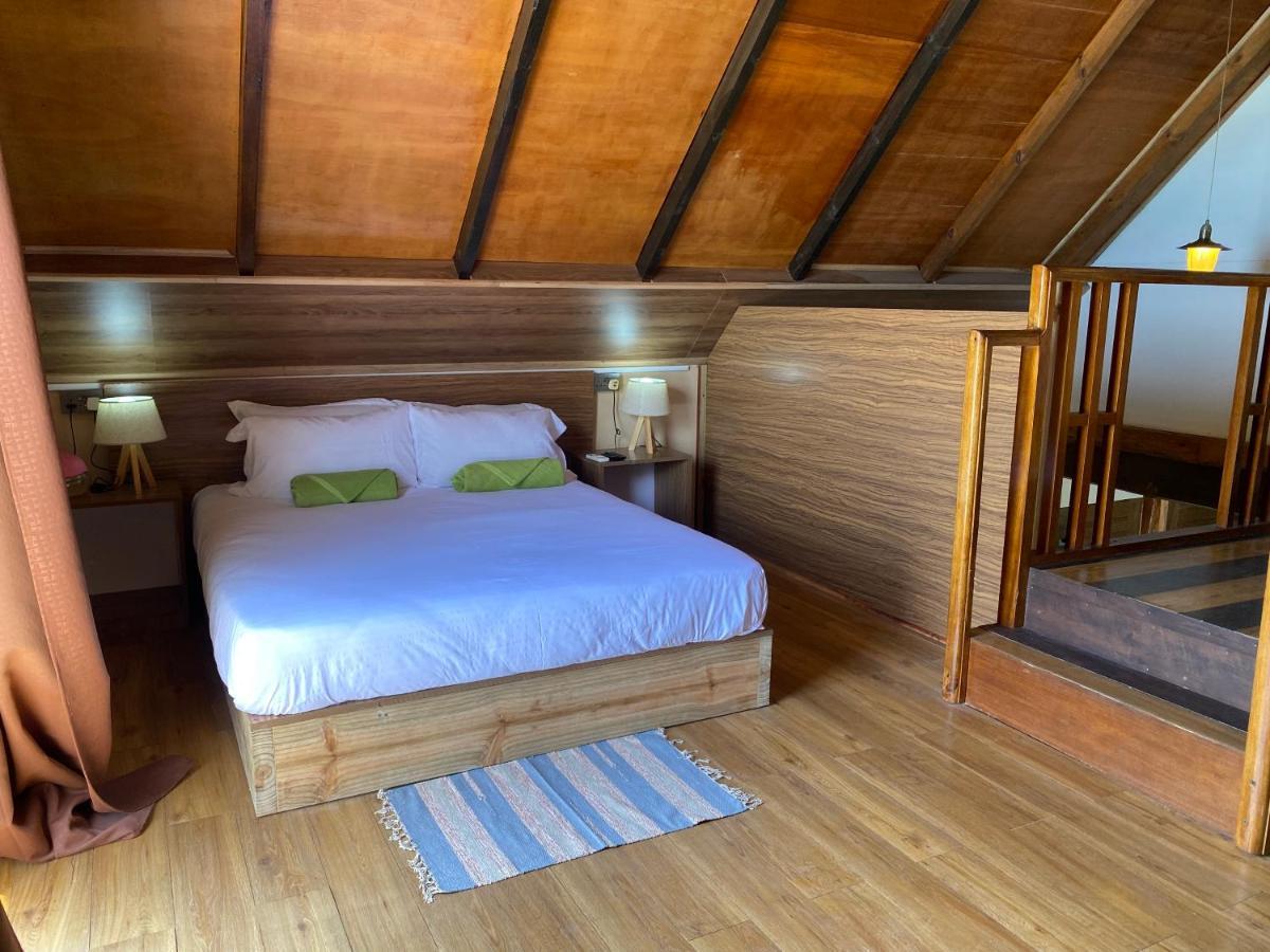 Mouggae Blues Villas Beau Vallon  Exteriör bild